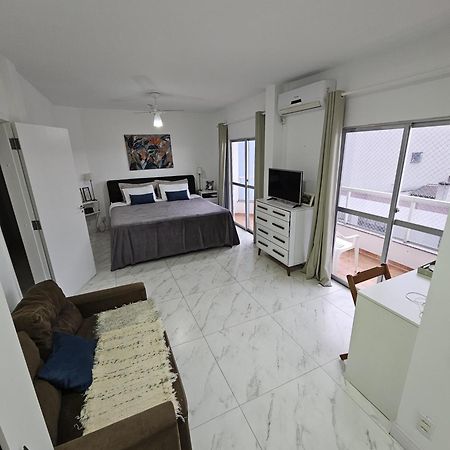 Suite En Apartamento Privado Balneário Camboriú Εξωτερικό φωτογραφία